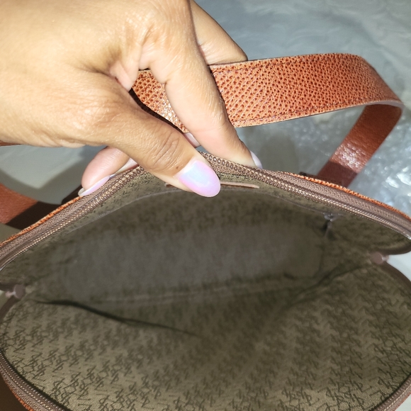 Vintage Yves Saint Laurent bag - Picture 9 of 12